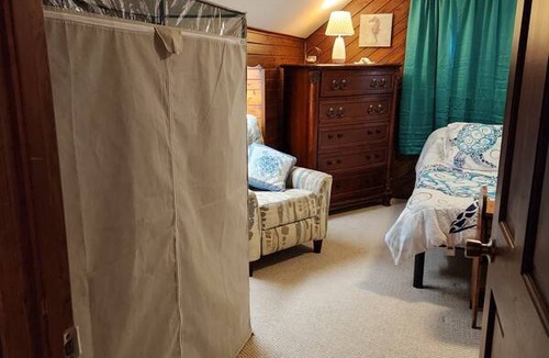 North Newport News Resort | Private room ∙ 2 guests