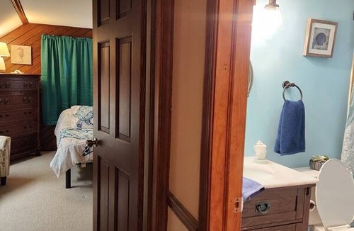North Newport News Resort | Private room ∙ 2 guests