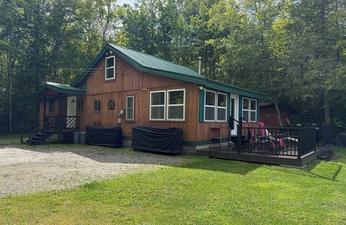 Farmington Falls Cottage | Private & secluded waterfront cabin on 5 acres 3 bedroom 1 bath amazing views