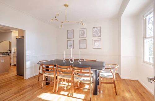 Mount Lookout House | Private, Serene Mt Lookout 5B Retreat w/Garage & EV Charger