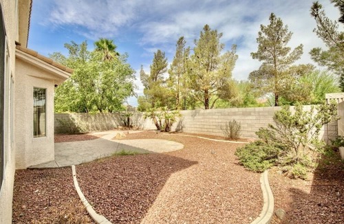 Silverado Ranch House | Private South Las Vegas Oasis Minutes to Airport!