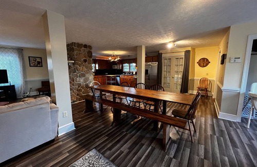 Dundas Other | Private, Spacious Country Retreat. Pets welcome!