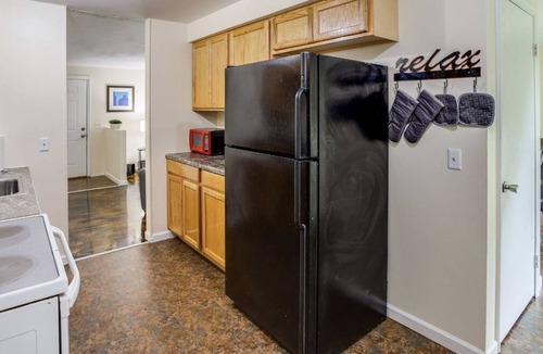 Rochester House | PROMO 5% WEEKLY/10% MONTHLY DISCOUNT 🥰 Stunning Ranch Mins from RIT/Airport.