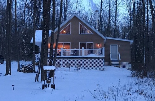 Town of Smyrna Cottage | Pvt Lake.Fish, Swim and Kayak (surrounded by nature)