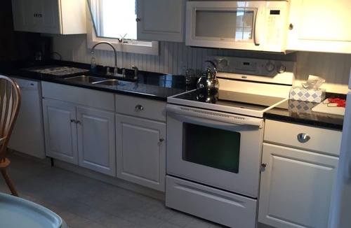 Camp Ellis Cottage | Quaint Cottage Just Steps From The Beach And The Saco River