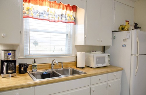 Bedford Other | Quaint Cottage with Majestic Mountain Views - Close to Parkway & Lynchburg