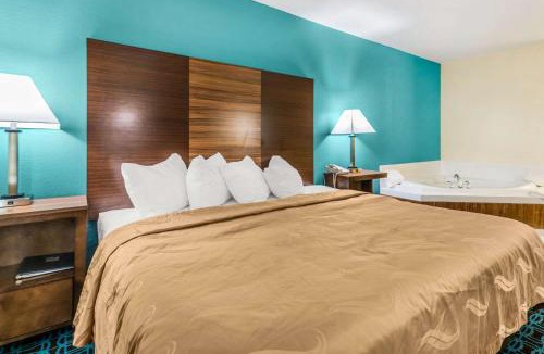 Loudon Hotel | Quality Inn Loudon-Concord