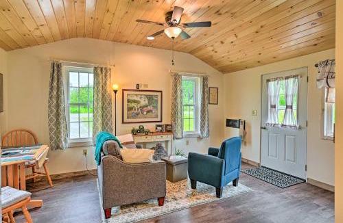 West Edmeston House | Quiet Country Escape Fire Pit, Fish On-Site!
