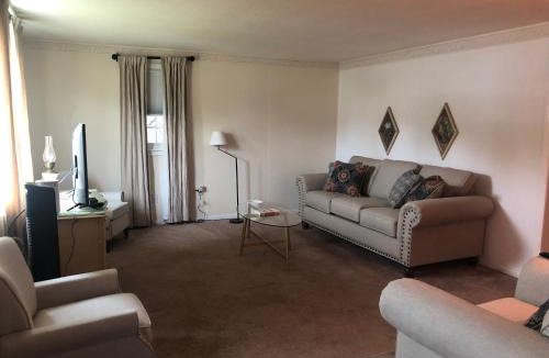 Harrisburg - Hershey Apartment | Quiet Harrisburg home