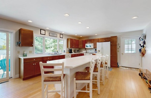 The Bays House | Quiet lakefront home w/private beach, dock, screened porch and stunning views