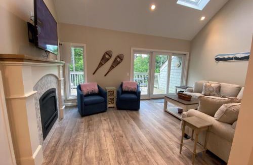 Bretton Woods Villa | R7 Ski-in Ski-out Bretton Woods Townhome on 2-mile home trail Mt Washington views