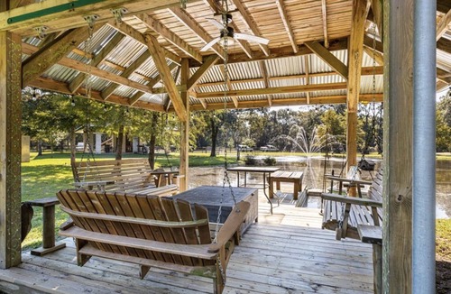 Cypress House | Ranch Style Paradise * Resort Style Pool *