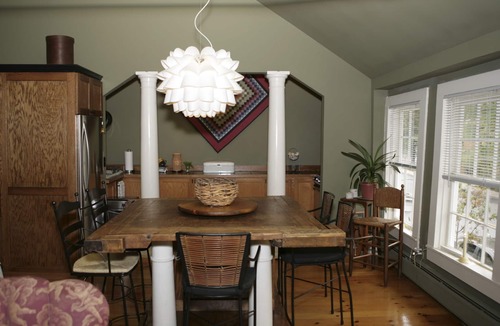 Waitsfield Apartment | Rare deluxe 1 bdrm w/views of the Covered Bridge