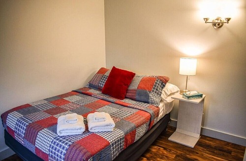 Goshen House | Red,White & Blue/Brook Road Inn