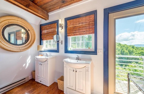 Celo House | Redstone Guest House