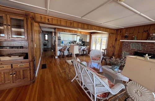 Mattituck House | Relax and unwind at this 3-bedroom bayfront house in charming Mattituck.