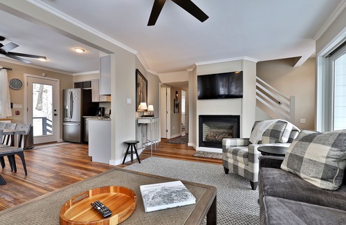 Central Vermont- Killington House | Relax at Bear Run: A spacious 5-bedroom retreat in Killington, VT, perfect for up to 12 guests