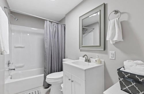 Lillington House | Relax At Ross - 2 minutes from Cape Fear Adventures