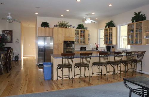Bumpass House | Relax at the Lake in This Beautiful Water Front Home!