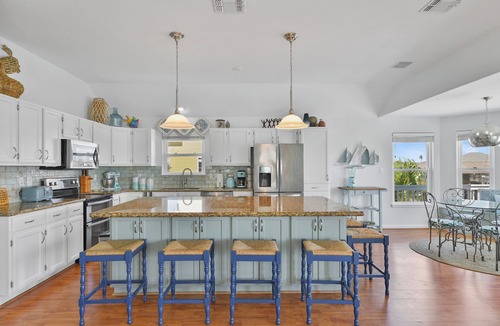Terramar Beach House | Relax, Play, Fish, Crab - Birds, Beach and incredible Sunsets - Sleeps 10 to 11