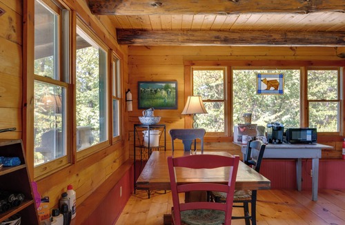 Sharon Cabin | Remote Escape: Vermont Cabin w/Mountaintop Views!
