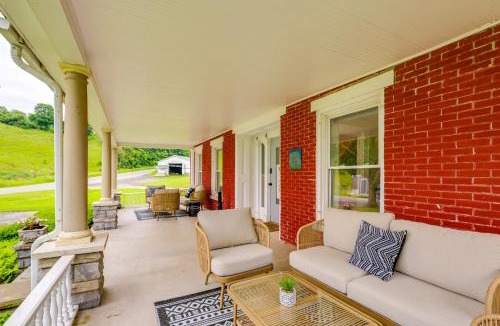 Granville House | Renovated 1800s Brick Farmhouse in Granville