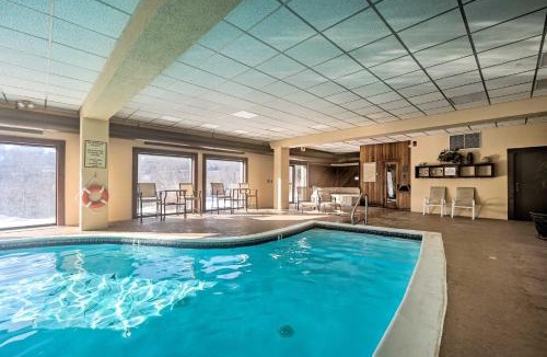 West Dover Apartment | Renovated Dover Condo - Steps to Ski Shuttle!