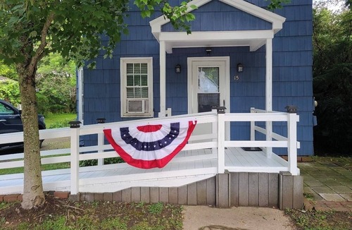 Bemus Point House | Renovated Home in Heart of Bemus Point, Large Yard-Fire Pit- 3-4 Bedrooms