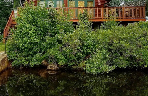 Northwood Cabin | Rent a log home on a private peninsula on Northwood Lake. Enjoy Paradise!