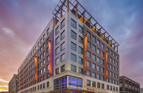 West Fens Hotel | Residence Inn by Marriott Boston Back Bay/Fenway