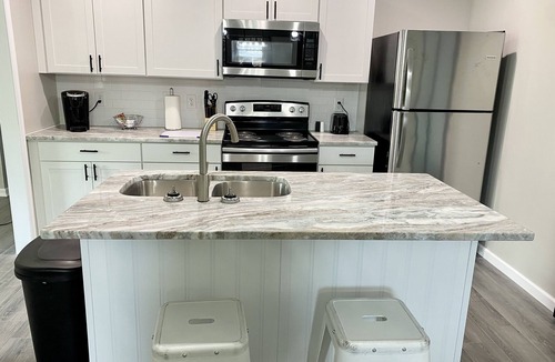 Ashland House | Richmond Gem! Minutes to I95