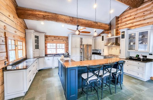 Waitsfield House | Ridge House - Modern Log Home Nestled on top of a Private Mountain