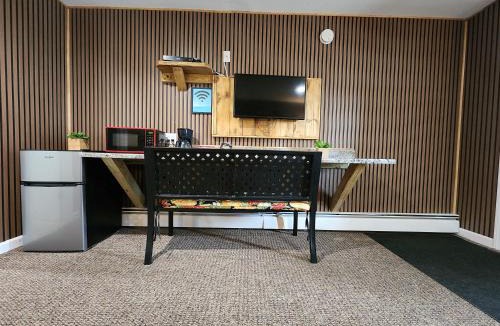 Niagara Falls Hotel | River Inn by Niagara Falls