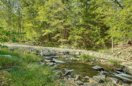 Bridgewater Corners House | Riverfront Home with Hot Tub Near Killington Resort