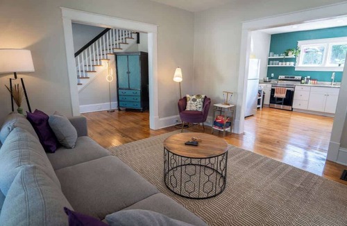 Roanoke House | Roanoke Speakeasy: Downtown Charm near Greenways