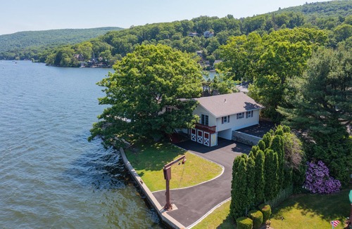 Greenwood Lake House | Rocky Point- ABSOLUTELY THE BEST LAKEFRONT location on Greenwood Lake!