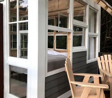 Greenwich House | Romantic New York Getaway near the Adirondacks