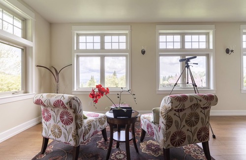 Monroe House | Rooftop Aerie - Amazing views, private, immaculate and comfortable home