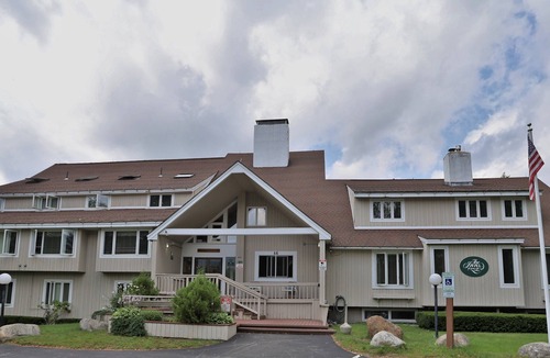 Waterville Valley Condo | Roomy Vacation Condo in Inns of Waterville Valley, NH to enjoy all seasons! (308)