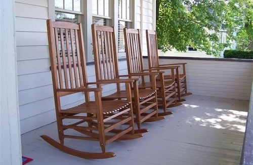 Geneva-on-the-Lake House | Ross J. Lomas 1927 House, Sleeps 9