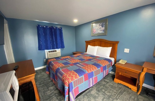 Claremont Hotel | Royal Inn Claremont
