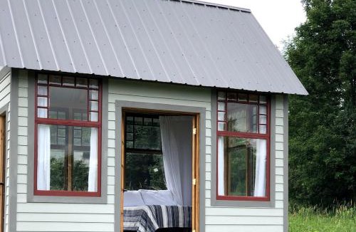Greenwich House | Runamuk Farm Camp with a View near the Adirondacks