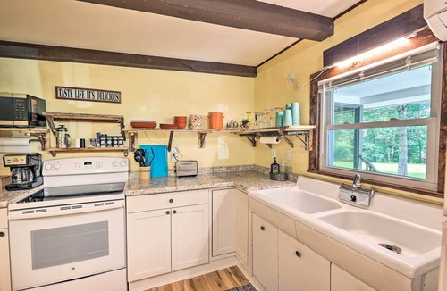 Seebert Cabin | Rustic Hideaway w/Fire Pit < 1 Mi to River!