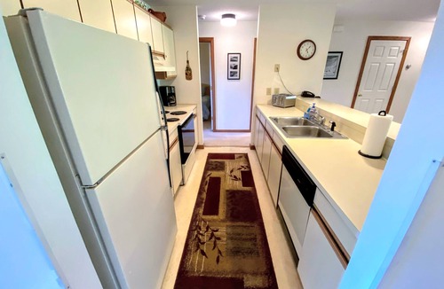 Bretton Woods Condo | S10 Cozy Bretton Woods ground level condo, mountain views, large yard, dog friendly, Great Location!