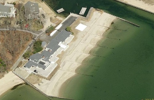 Town of Southold Town House | Sailors Delight Beach House:Private Beach, Vineyards,Farm Stands, North Fork