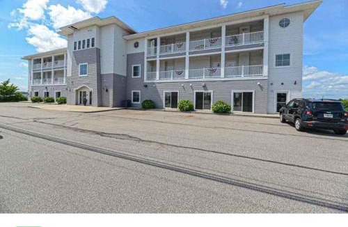 Seabrook Apartment | Seaside Haven