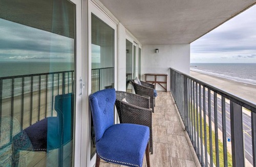 Galveston House | Seaside Oasis with Direct Beach Access, Ocean Views!