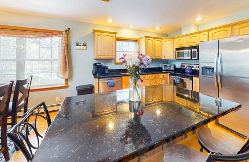 Sunday River Area House | Secluded chalet with upscale interior & jetted tub - near Sunday River Resort