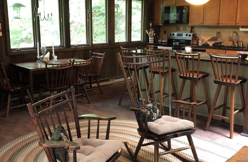 Jamaica Cabin | Secluded, cozy and affordable! Beautiful setting in the woods