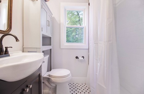 Hartland Other | Secluded farmhouse with private inground pool!